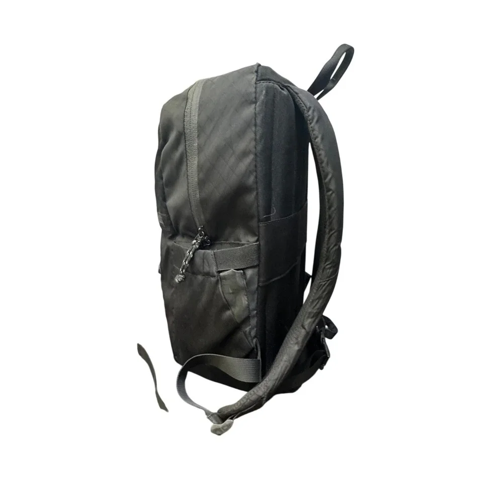 Camelbak brand type
